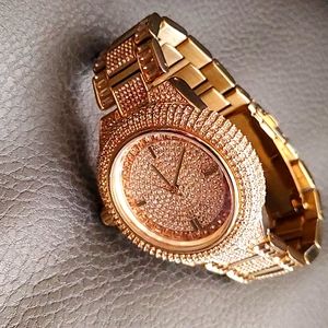 Mak-5720 Michael Kors Gold7.6.0.8.8.1.5.8.0.1